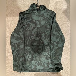 Under Armour digital camo hoodie - Size M